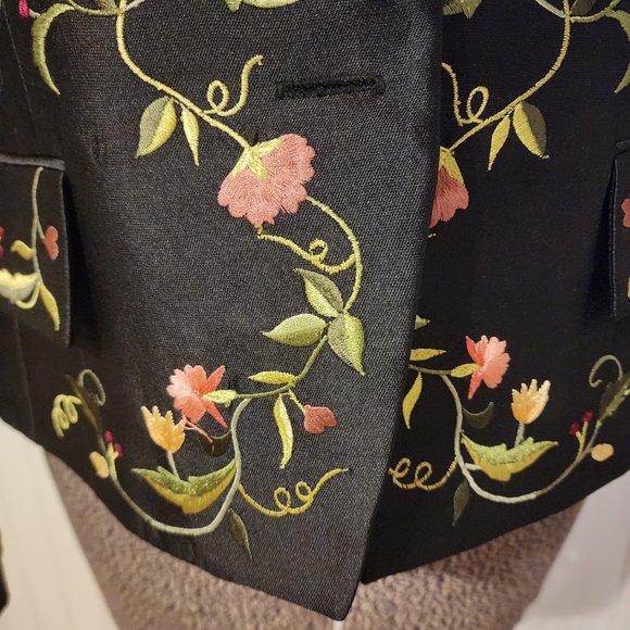1990's Rickie Freeman for Teri Jon Black Silk Blend Jacket W/Colorful Embroidery - Picture 5 of 10